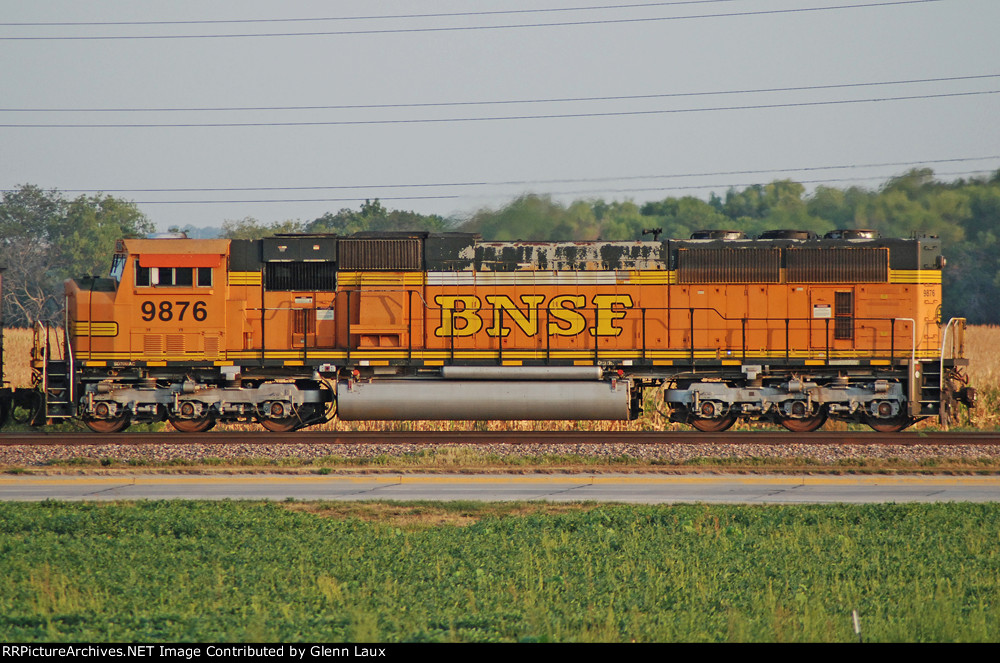 BNSF 9876